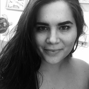 Meet your Posher, Brooke